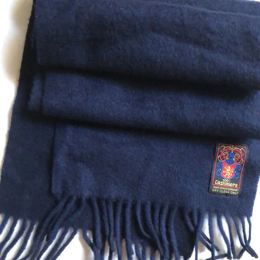 VTG Luxurious Sophisticated Cashmere Scarf made in West Germany Navy Blue